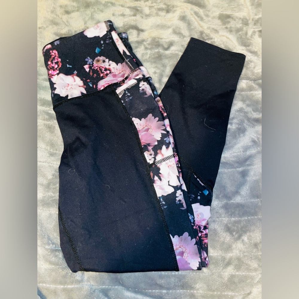 Women’s Small Skechers Leggings With Pockets